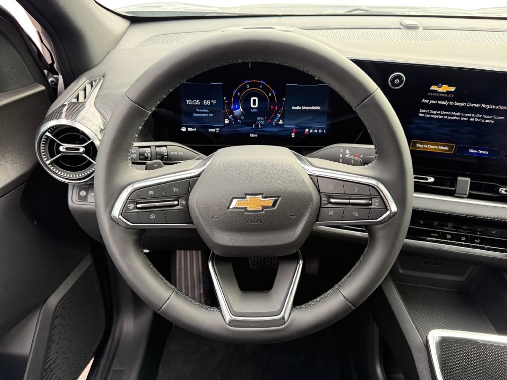 New 2027 Chevrolet Equinox LT w/ Safety and Technology Package AWD/4WD image 12