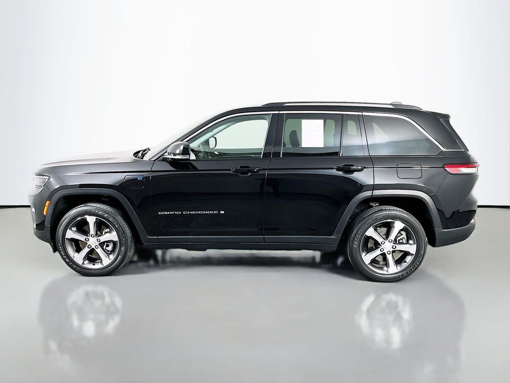 Used 2022 Jeep Grand Cherokee Limited 4xe image 5