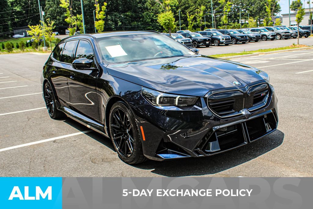 Used 2026 BMW M5 Touring AWD/4WD image 4
