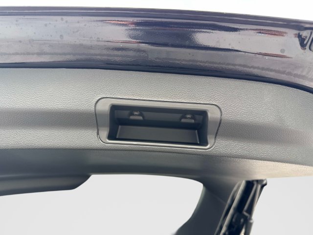 New 2027 Ford Explorer Active RWD image 13
