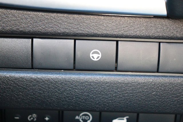 Used 2024 Nissan Rogue SV image 23