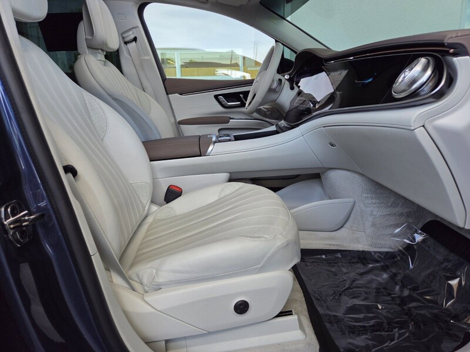 Certified 2023 Mercedes-Benz EQS 580 4MATIC SUV image 19