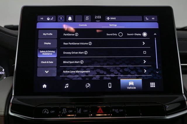 Used 2023 Jeep Compass Limited image 24