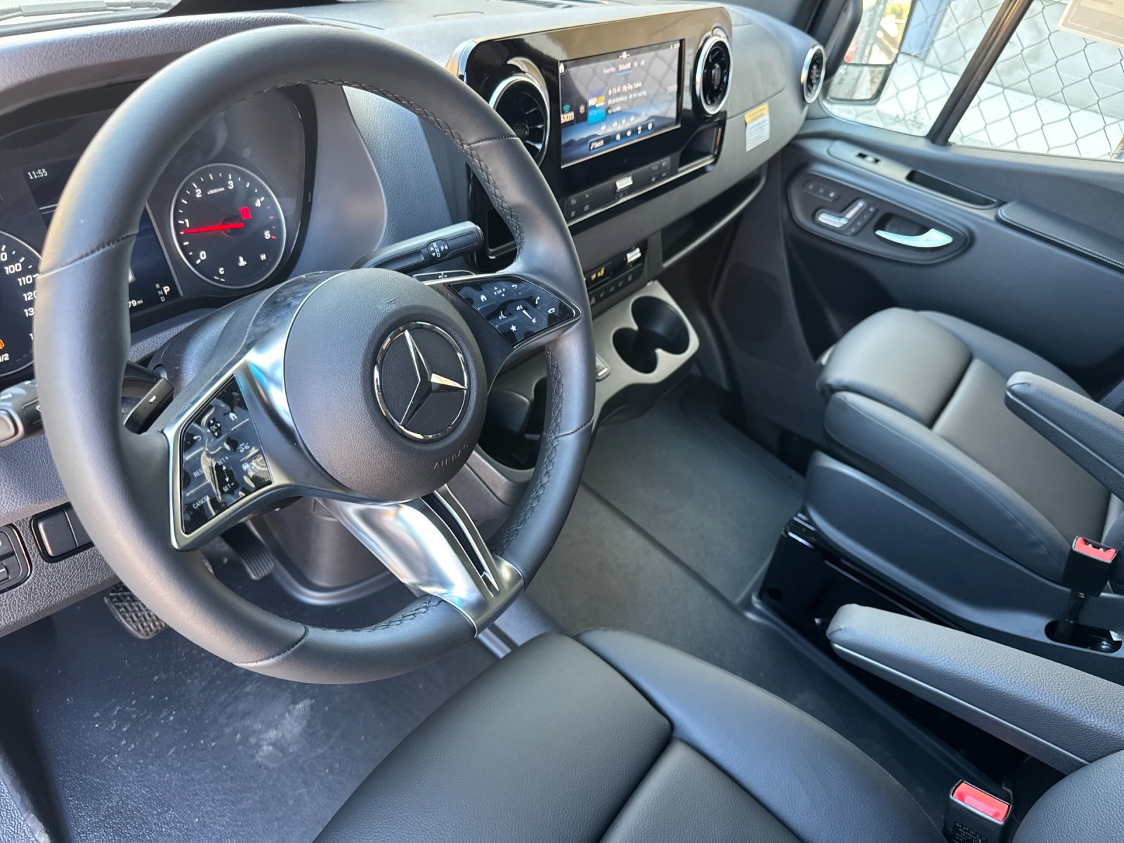 New 2026 Mercedes-Benz Sprinter 2500 image 9