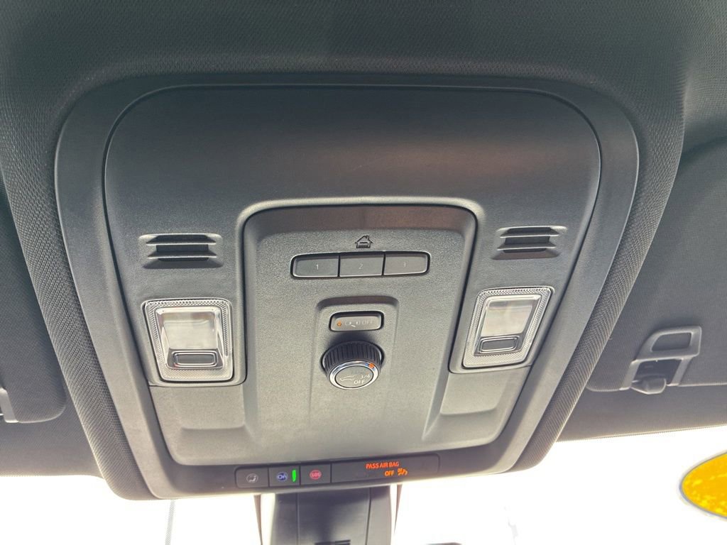 Used 2022 Chevrolet Tahoe LT image 15