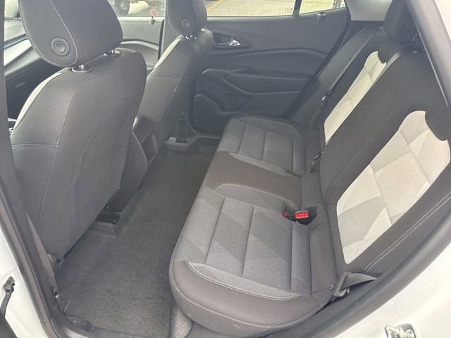 Used 2026 Chevrolet Trax LS FWD image 16