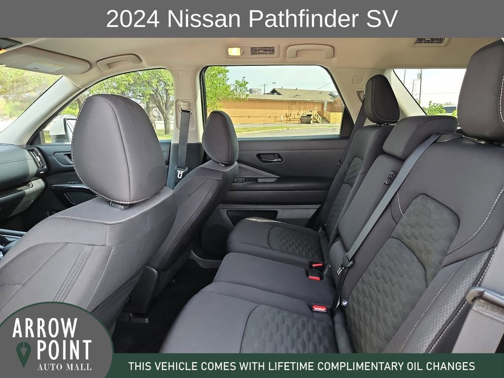Used 2024 Nissan Pathfinder SV FWD image 18