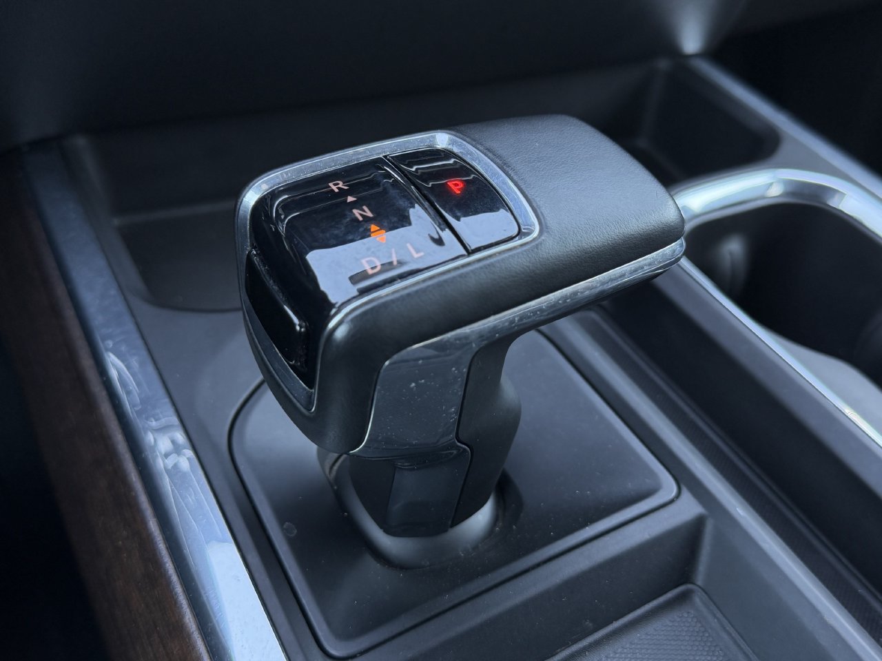 Certified 2023 Chevrolet Silverado 1500 High Country w/ Technology Package AWD/4WD image 18