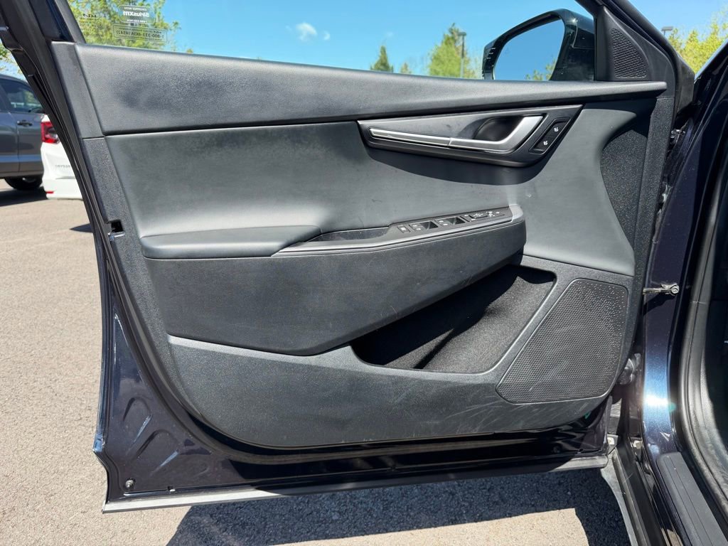 Used 2024 Kia EV6 Light AWD/4WD image 12