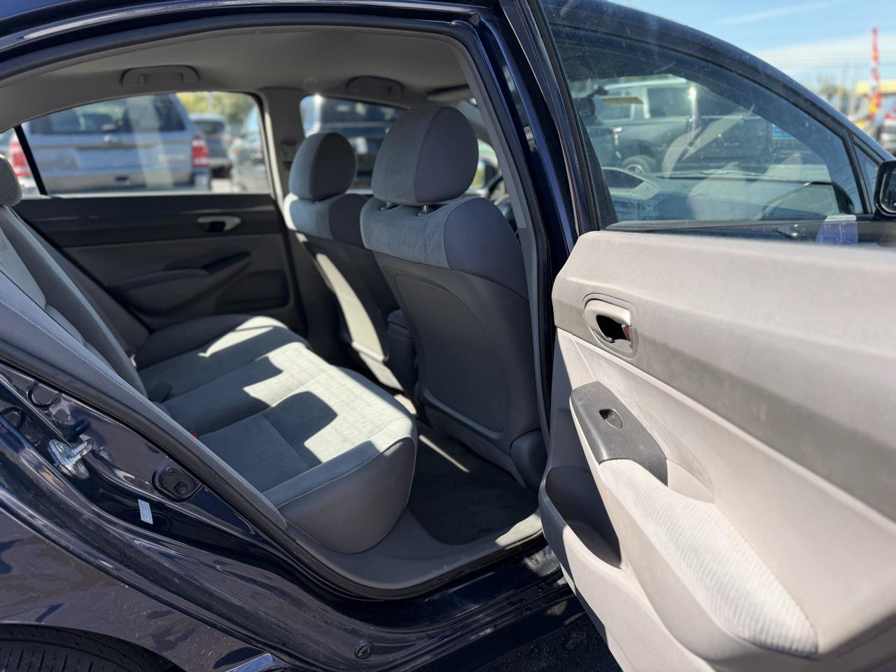 Used 2009 Honda Civic LX image 36