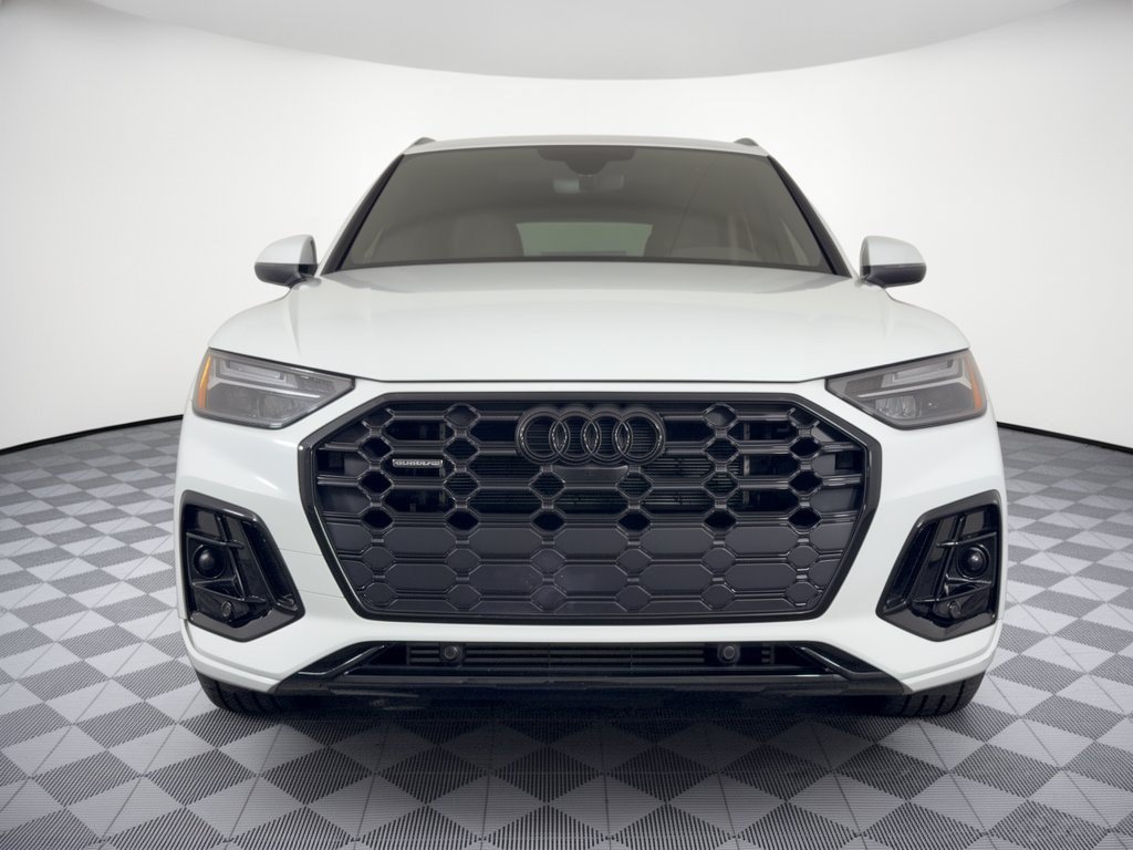 Certified 2024 Audi Q5 e Premium Plus w/ Premium Plus Package AWD/4WD image 6