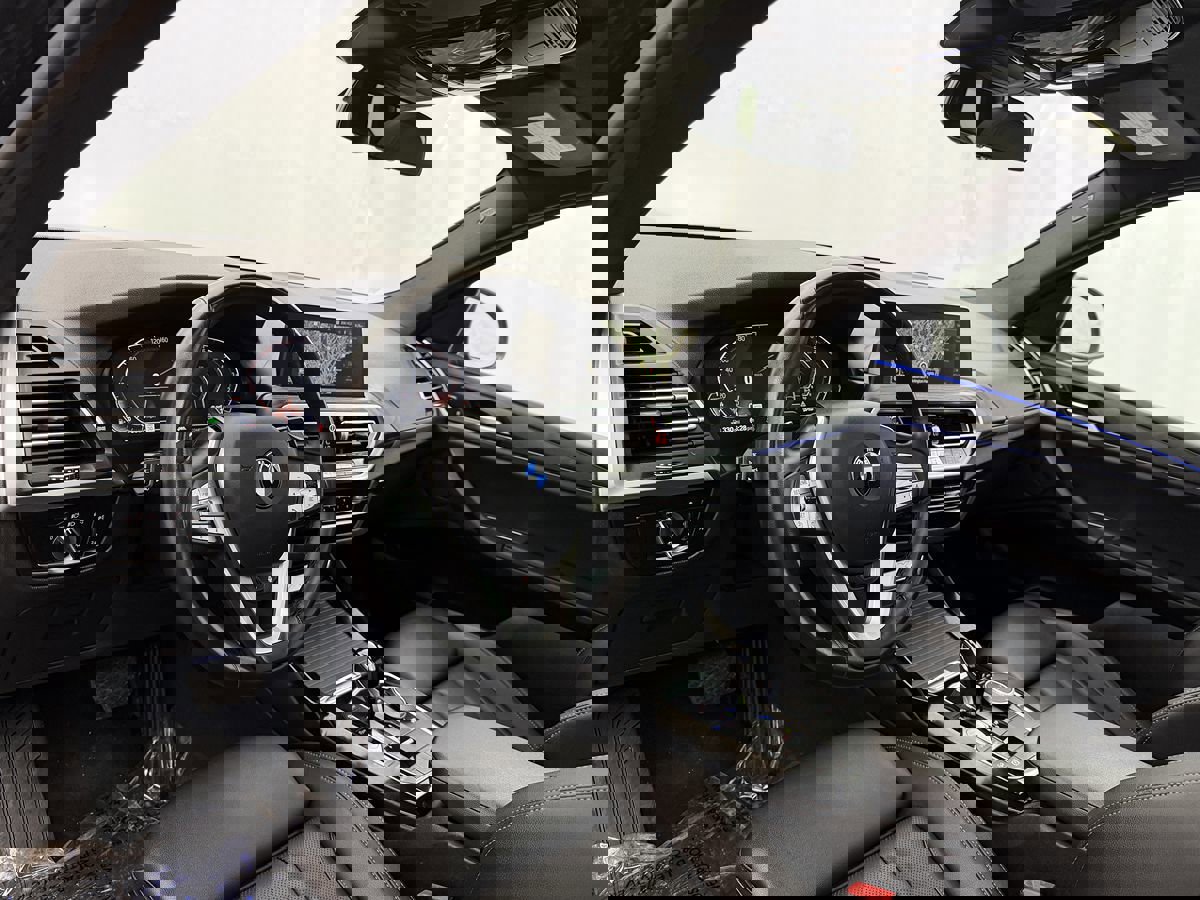 Used 2024 BMW X3 xDrive30i image 8