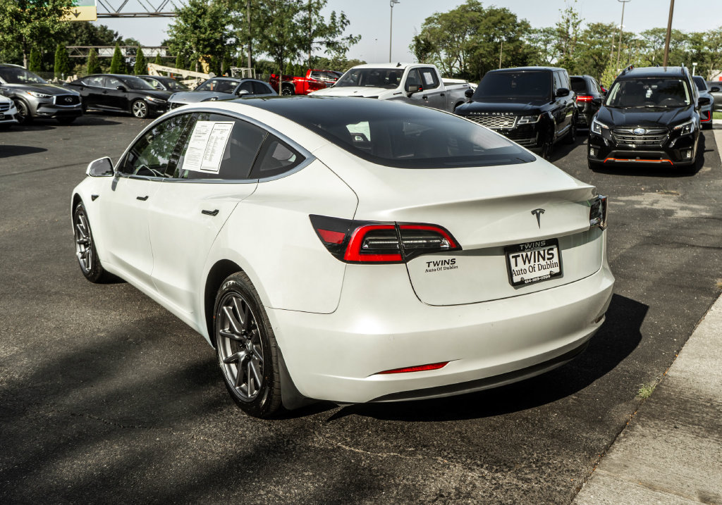 Used 2020 Tesla Model 3 Standard Range Plus RWD image 34