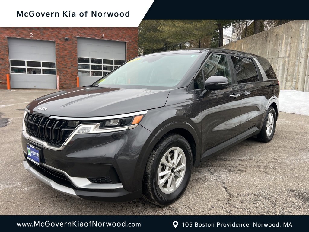 Certified 2024 Kia Carnival LX image 1