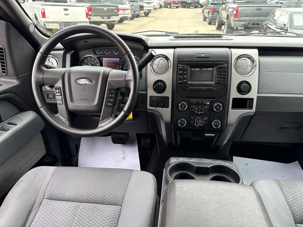 Used 2014 Ford F150 XLT w/ Equipment Group 302A Luxury AWD/4WD image 9
