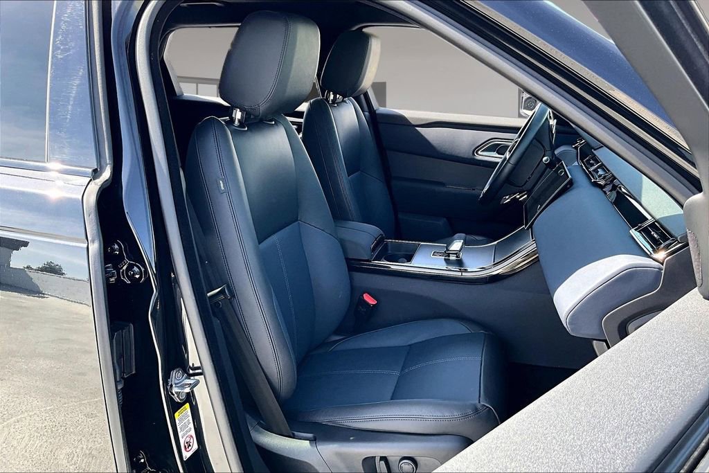 Used 2025 Land Rover Range Rover Velar Dynamic SE image 27