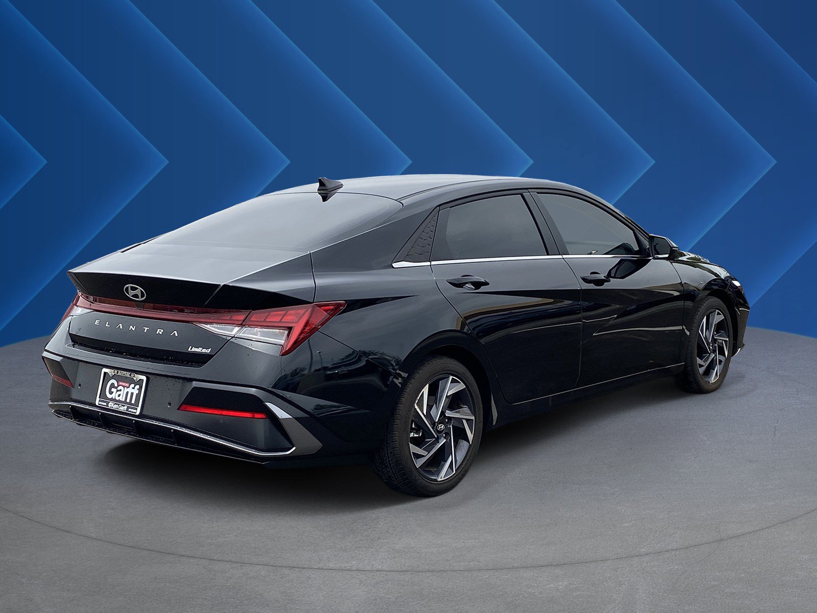 Certified 2024 Hyundai Elantra Limited FWD image 3