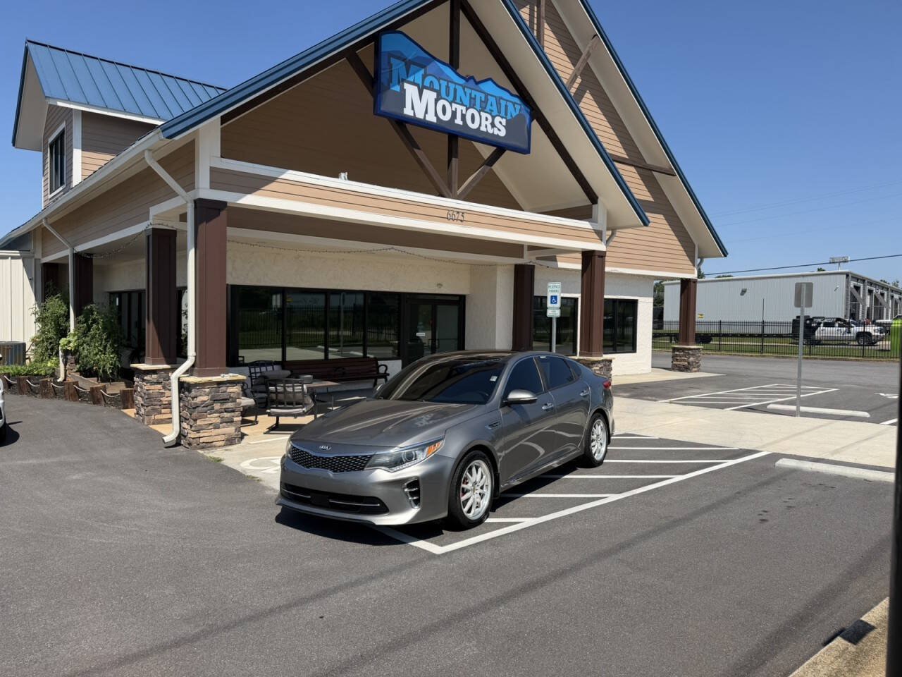 Used 2016 Kia Optima SX w/ Chrome Wheel Package
