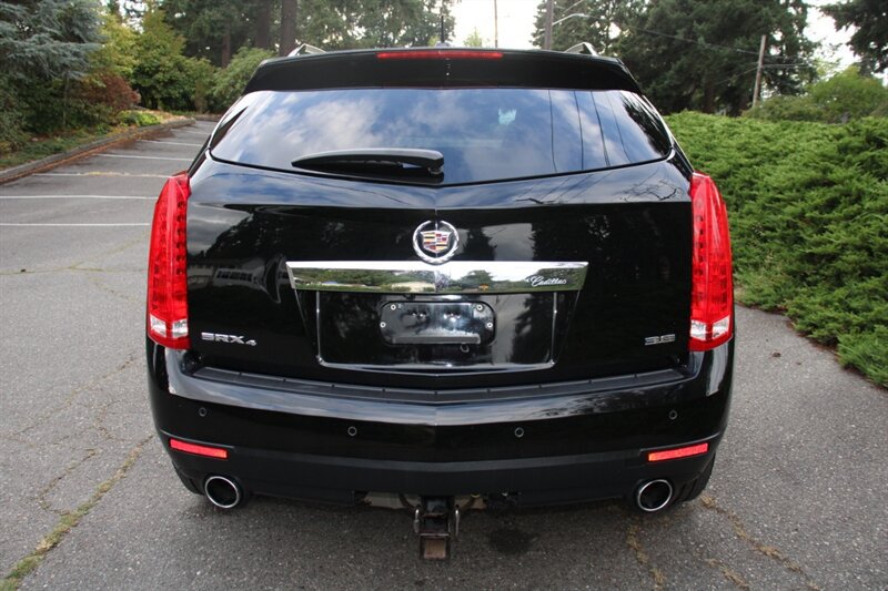 Used 2016 Cadillac SRX Luxury w/ Driver Awareness Package AWD/4WD image 11