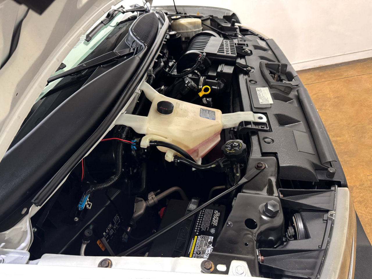 Used 2019 Chevrolet Express 2500 w/ Driver Convenience Package image 32