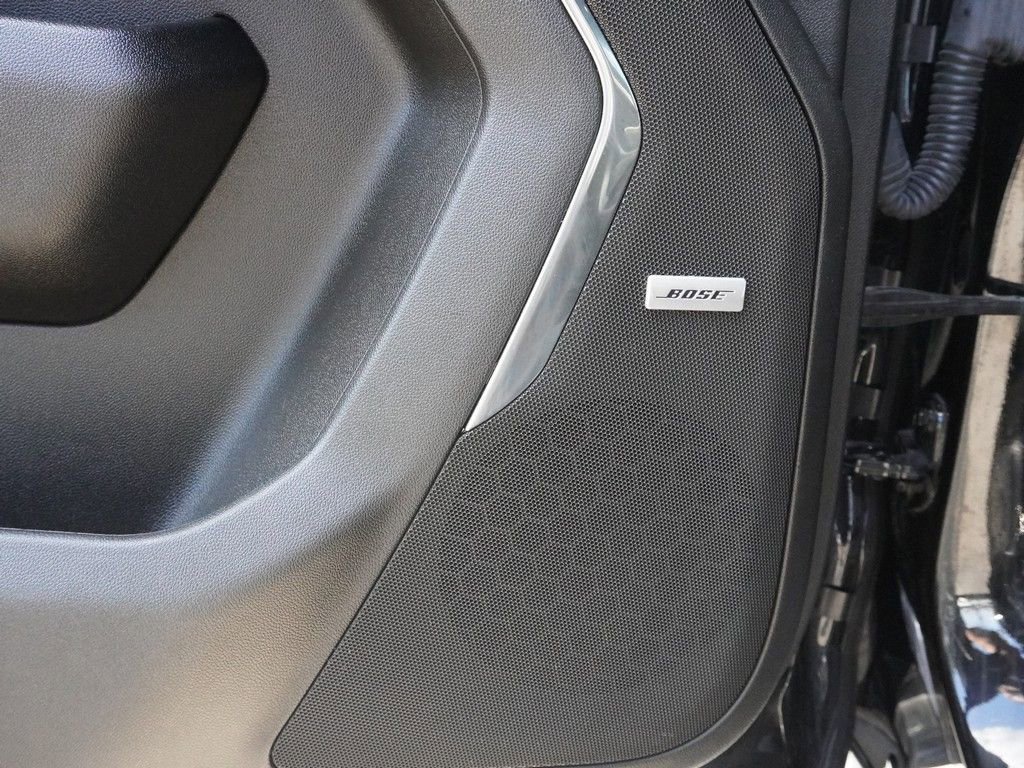 Used 2023 GMC Yukon SLT w/ SLT Premium Package image 52