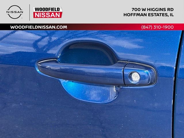 Used 2011 Toyota Camry LE image 13