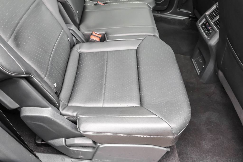 Used 2023 Volkswagen Atlas SE w/ Panoramic Sunroof Package image 39