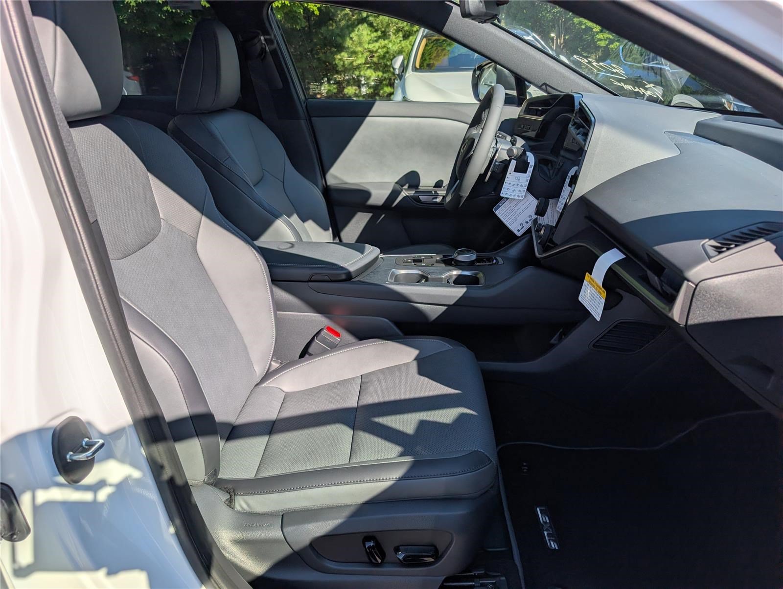 New 2026 Lexus RZ 450e AWD image 7