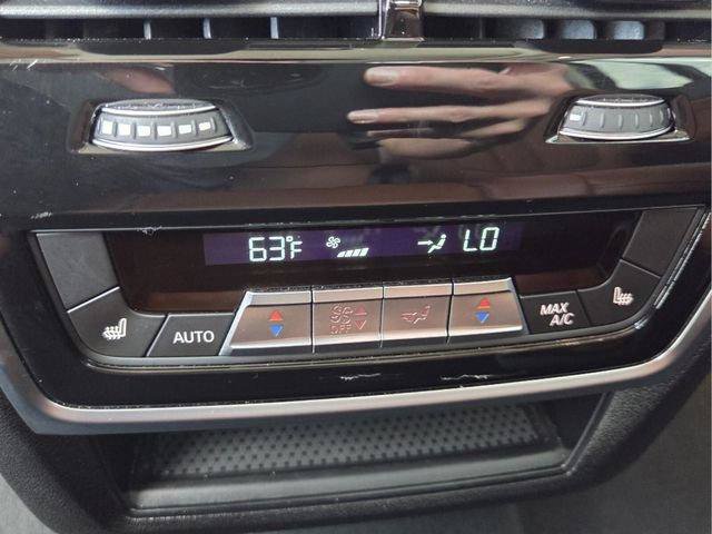 Used 2026 BMW X7 xDrive40i AWD/4WD image 14