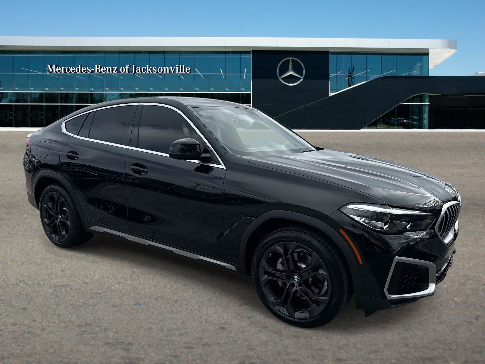 Used 2022 BMW X6 xDrive40i w/ Premium Package