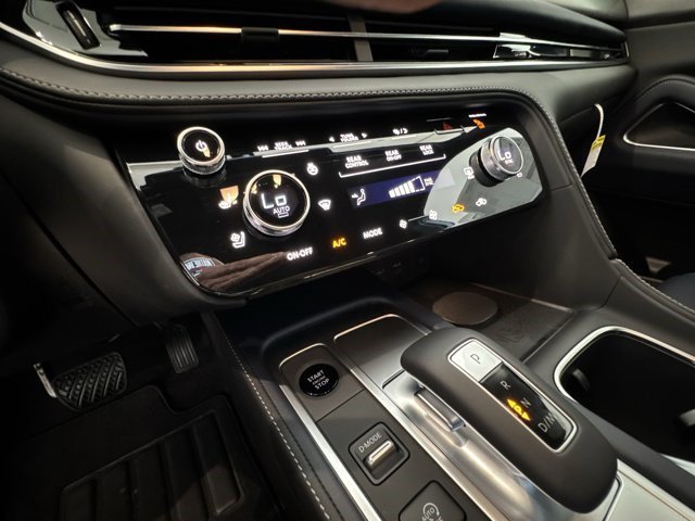 New 2027 INFINITI QX60 Sport AWD/4WD image 18