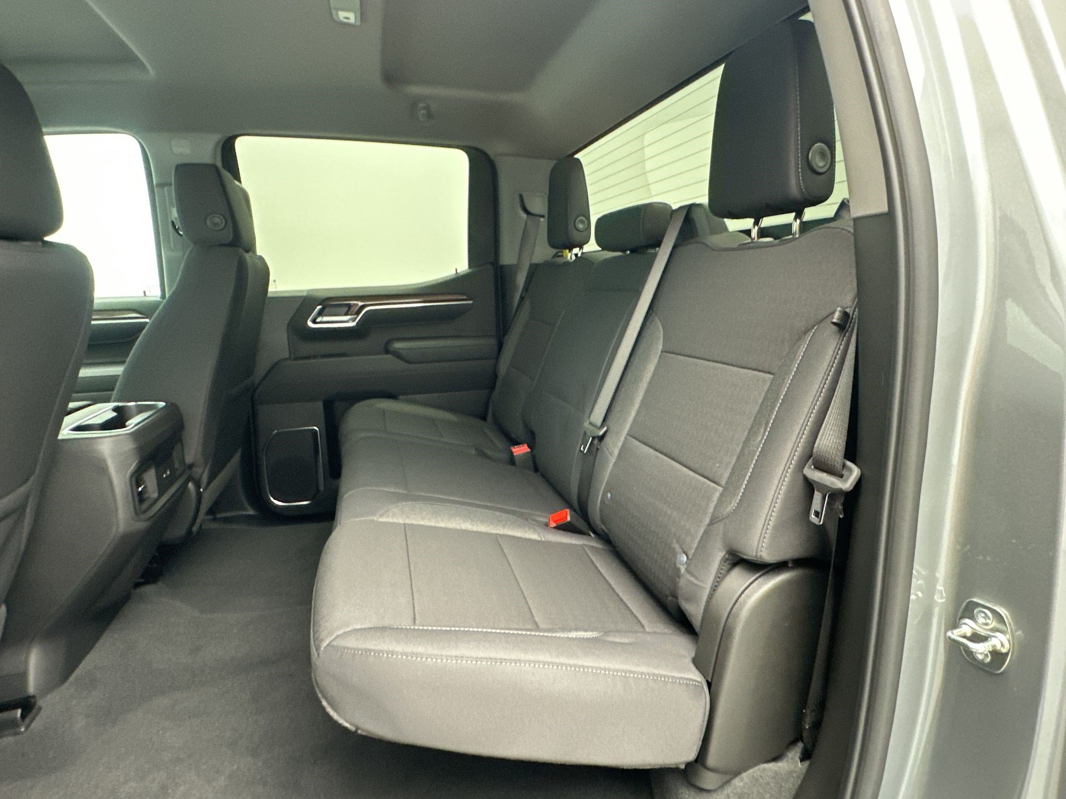 New 2026 Chevrolet Silverado 1500 LT Trail Boss w/ LPO, Dark Essentials Package AWD/4WD image 23