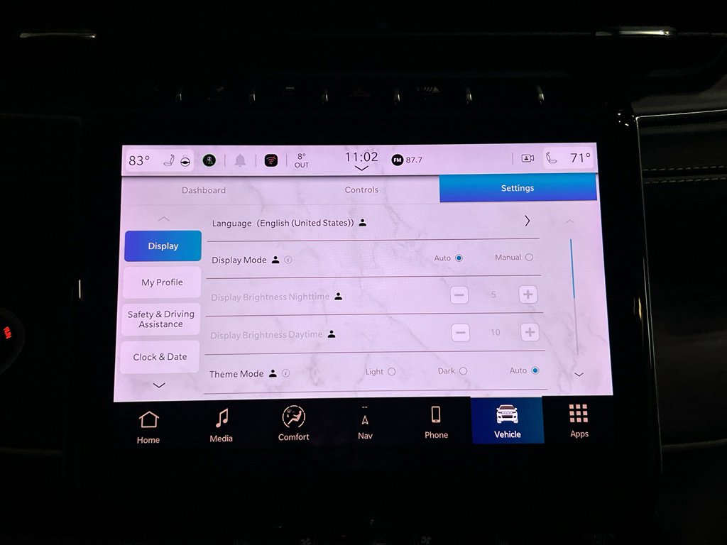 Used 2024 Jeep Grand Cherokee L Limited w/ Luxury Tech Group II image 25