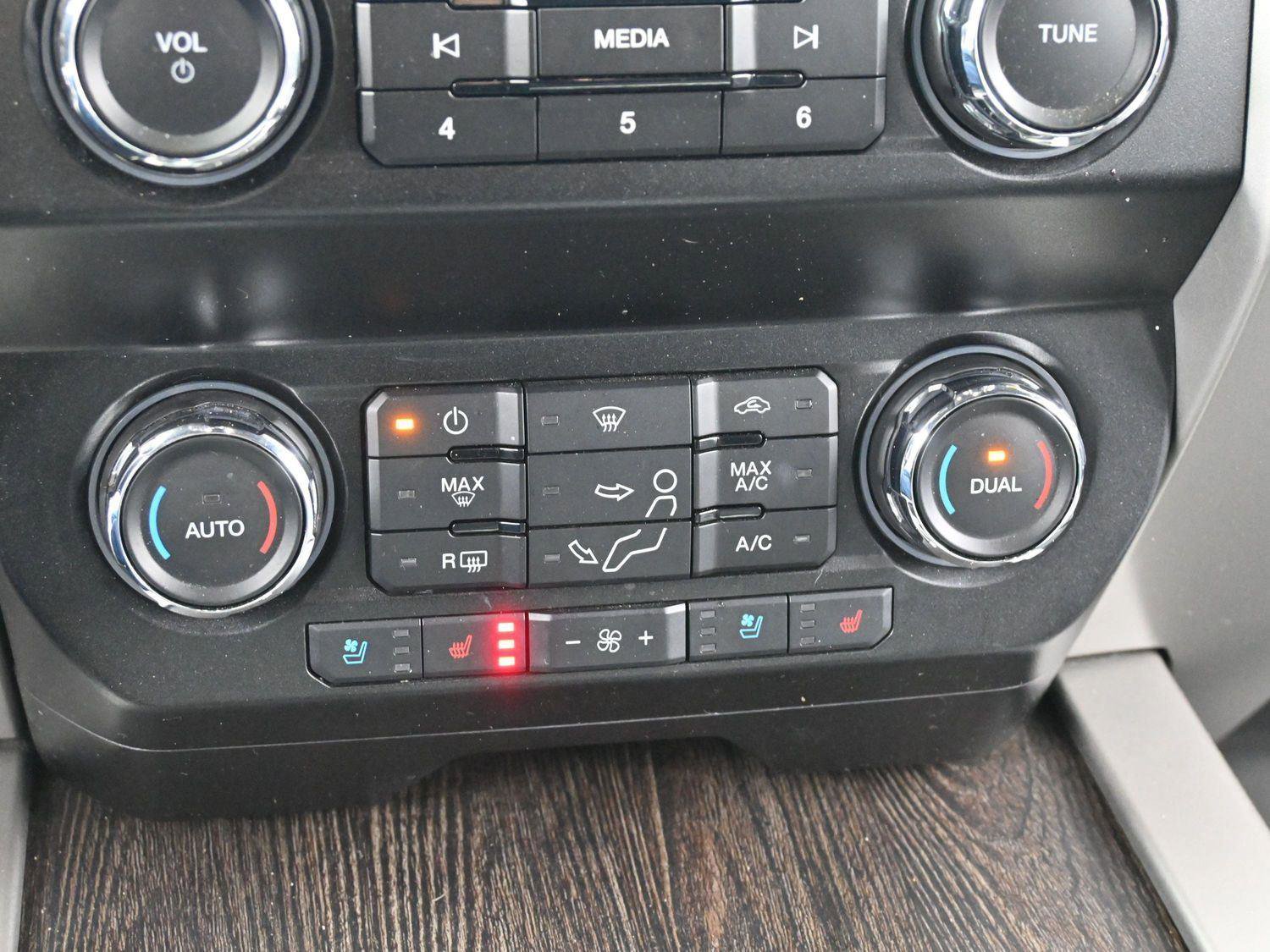 Used 2020 Ford F250 Lariat w/ Lariat Ultimate Package image 24