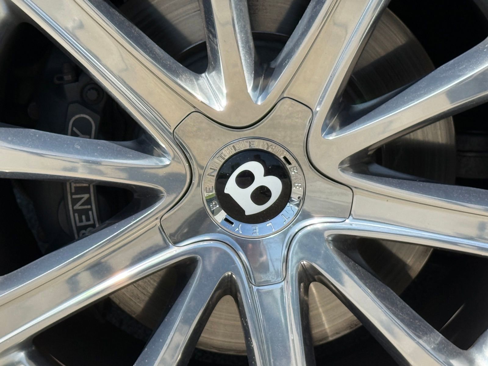 Used 2021 Bentley Continental GT AWD/4WD image 20