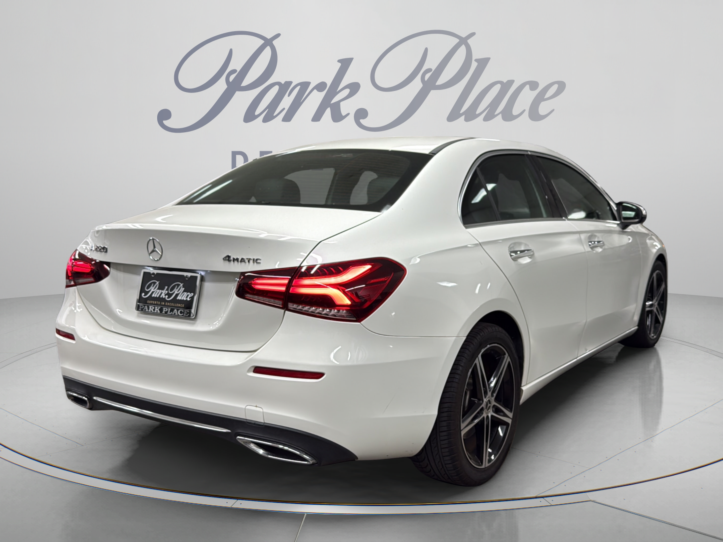 Certified 2022 Mercedes-Benz A 220 4MATIC image 5