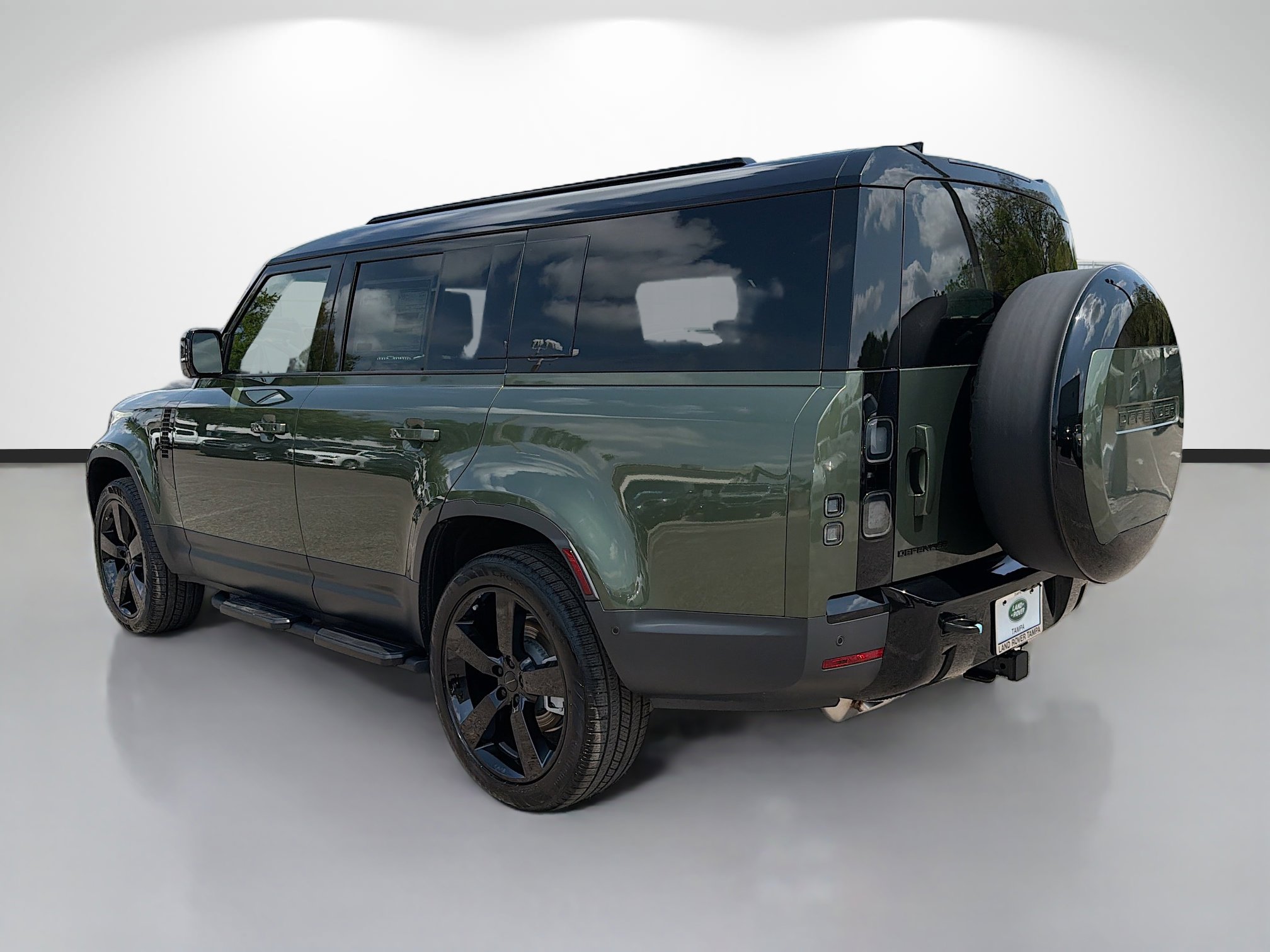 New 2026 Land Rover Defender 130 S image 3