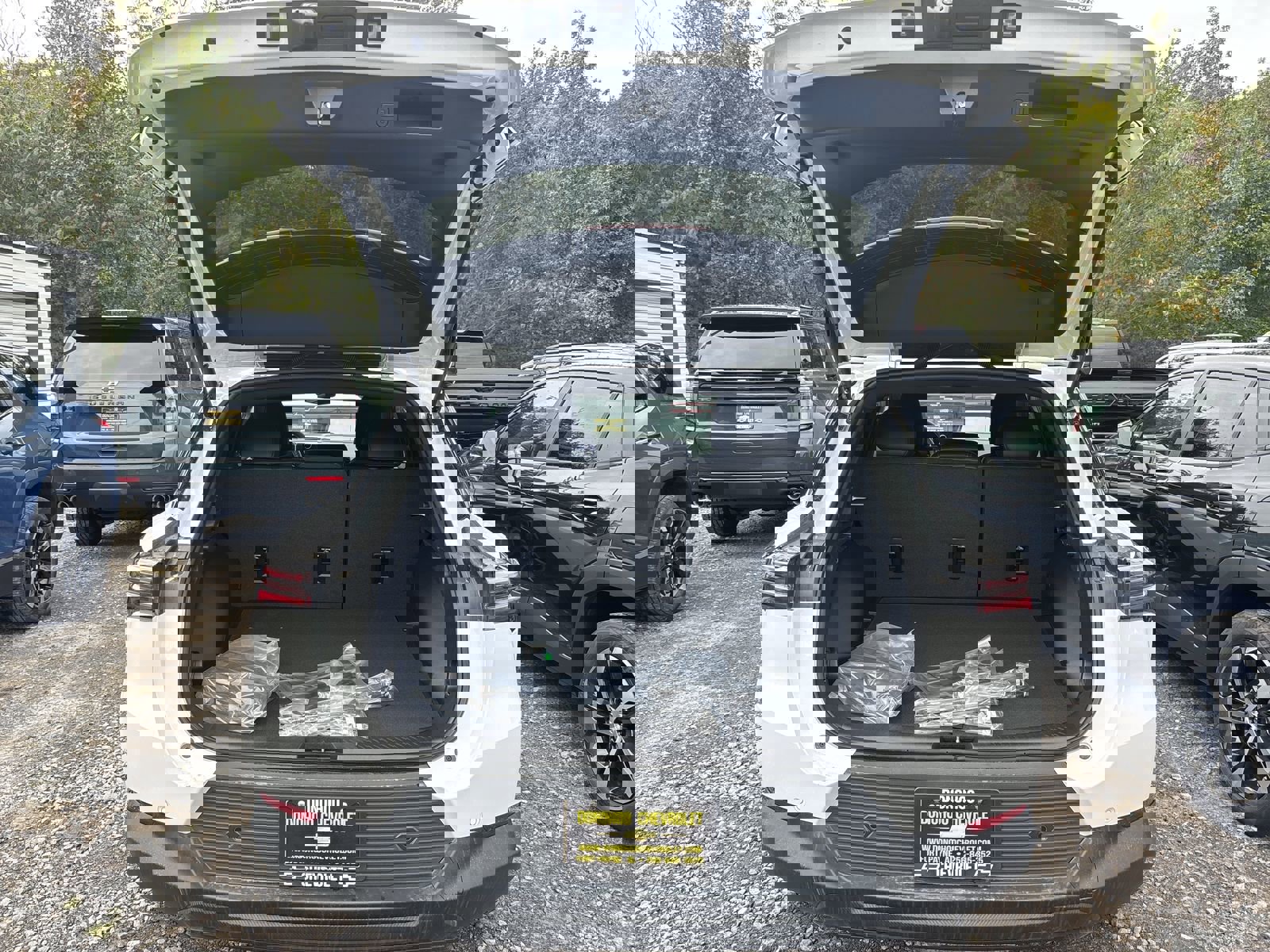 New 2026 Chevrolet Equinox EV LT image 25