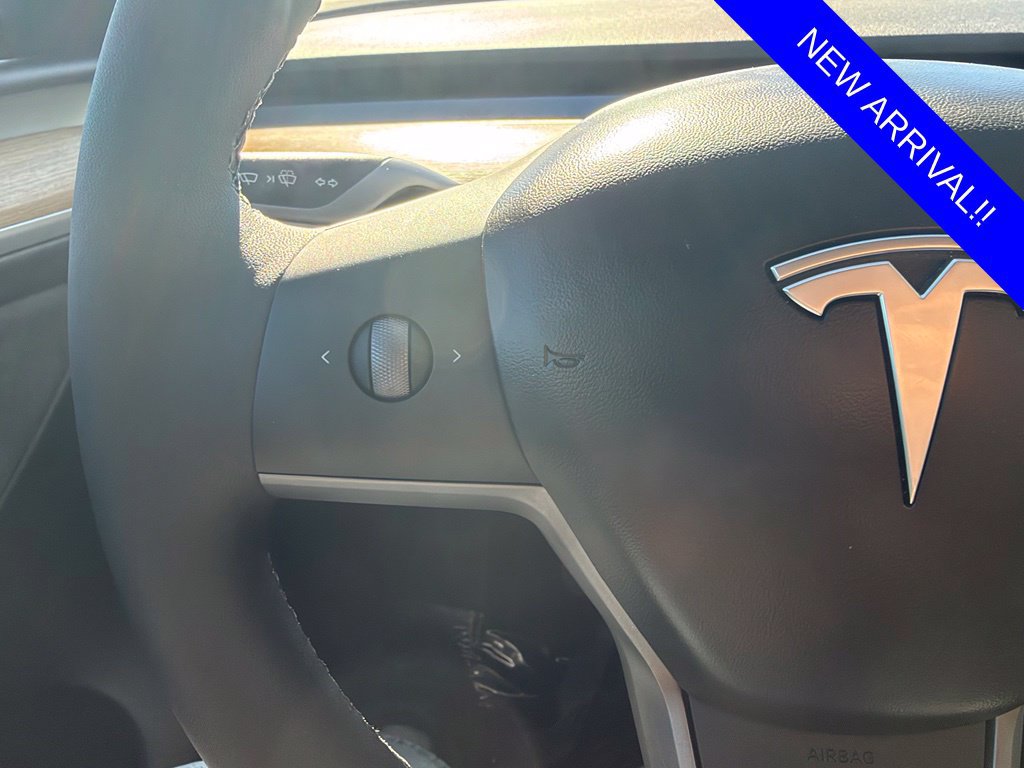 Used 2023 Tesla Model Y Long Range AWD/4WD image 17