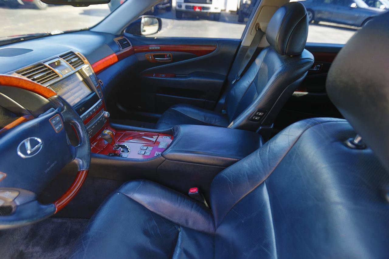 Used 2010 Lexus LS 460 AWD image 13