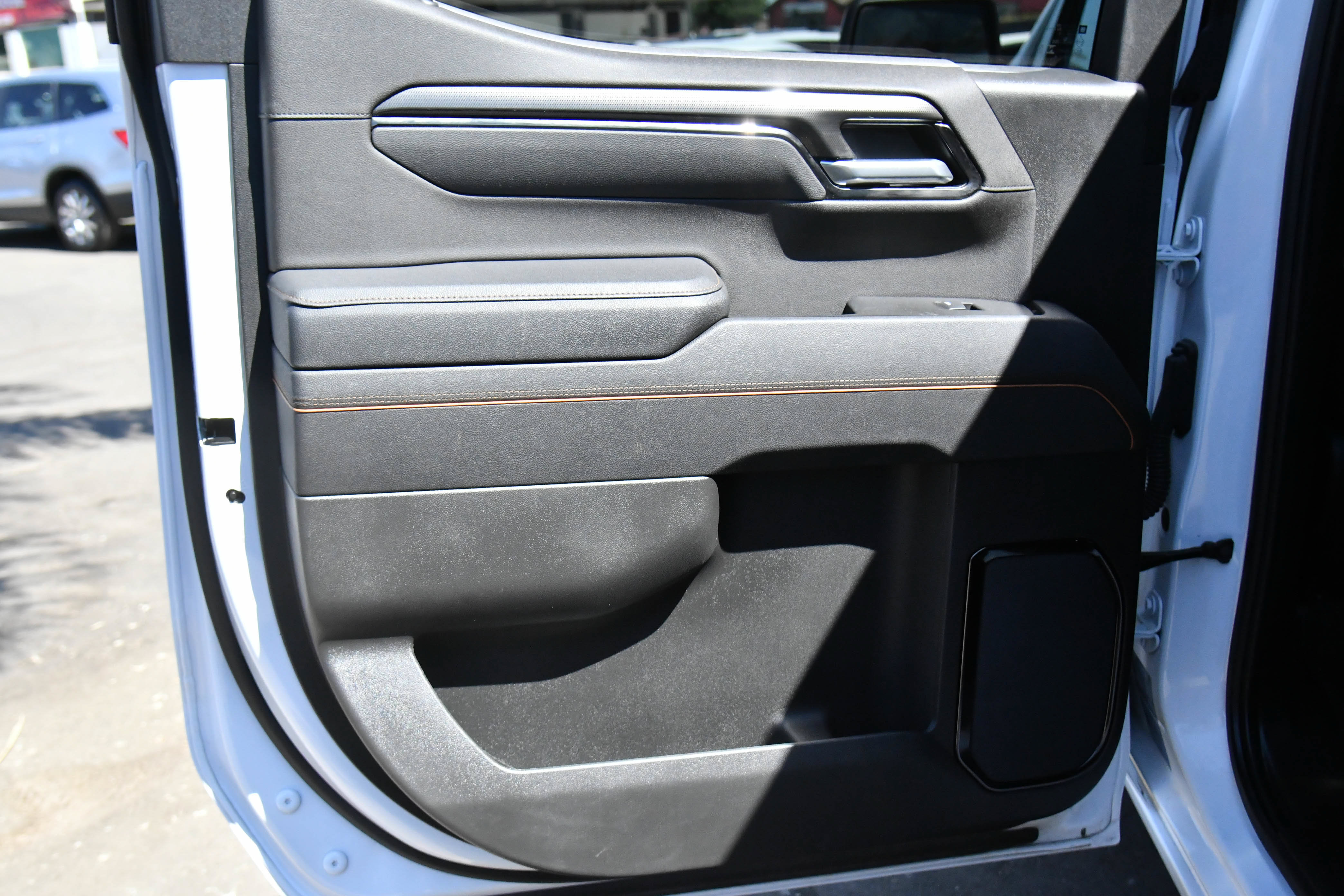 Used 2025 GMC Sierra 1500 AT4 AWD/4WD image 46