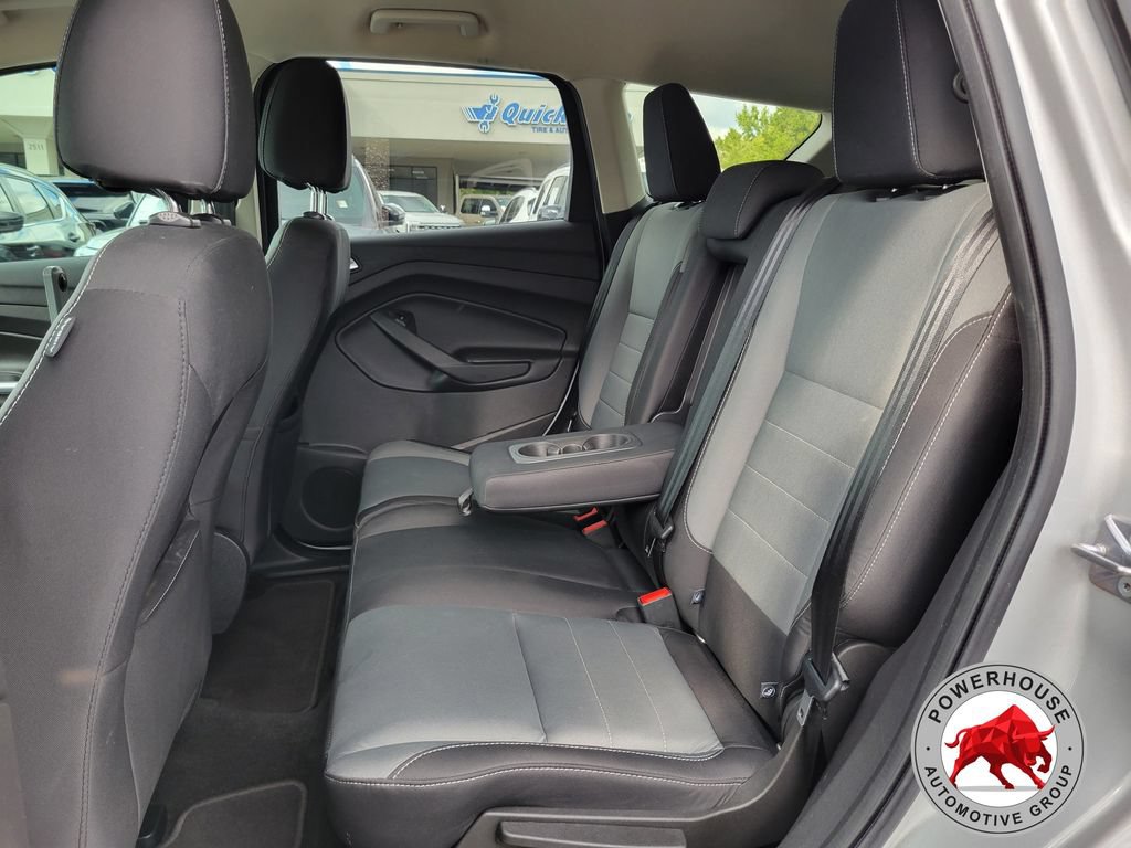 Used 2016 Ford Escape SE FWD image 16