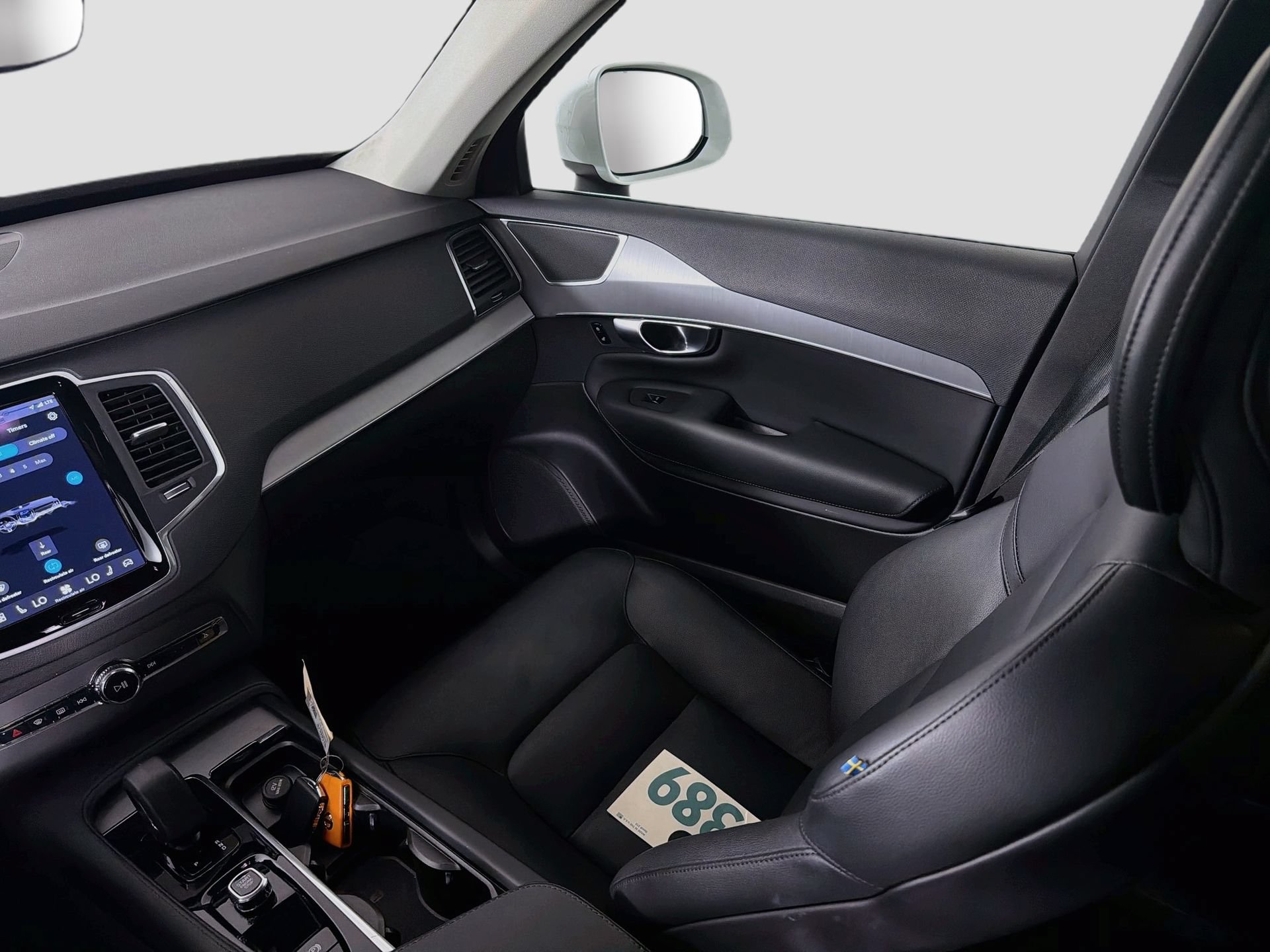 Certified 2024 Volvo XC90 B5 Core AWD/4WD image 24