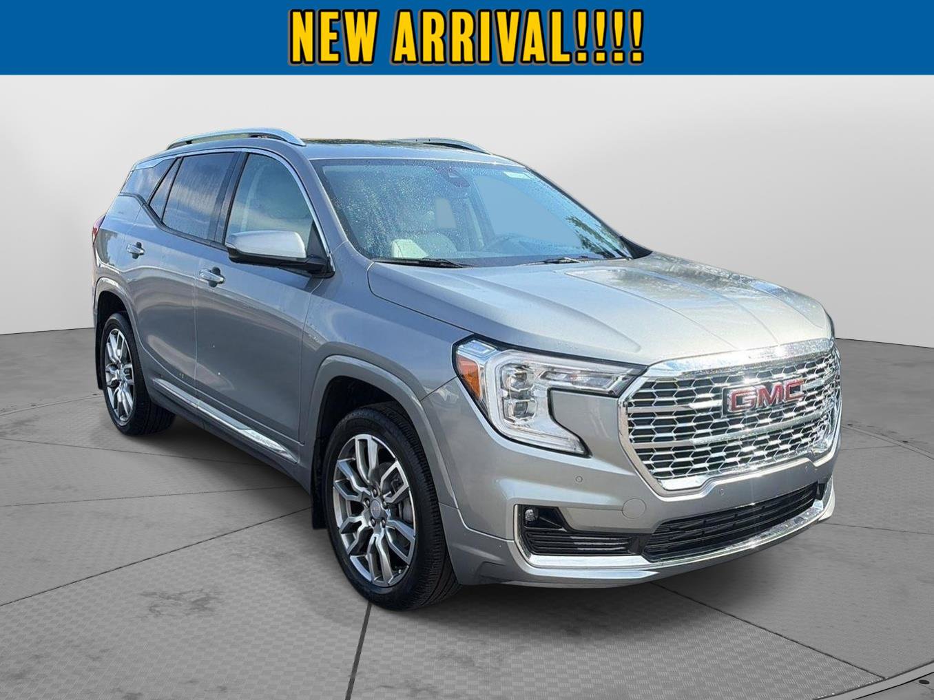 Used 2023 GMC Terrain Denali