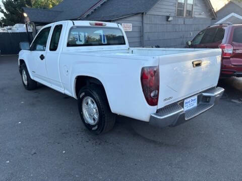 Used 2008 Isuzu i-290 S image 3