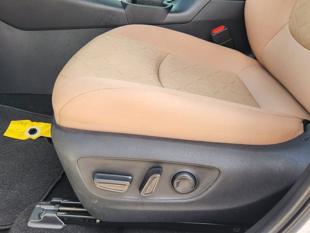 Used 2025 Toyota RAV4 XLE w/ Convenience Package AWD/4WD image 23