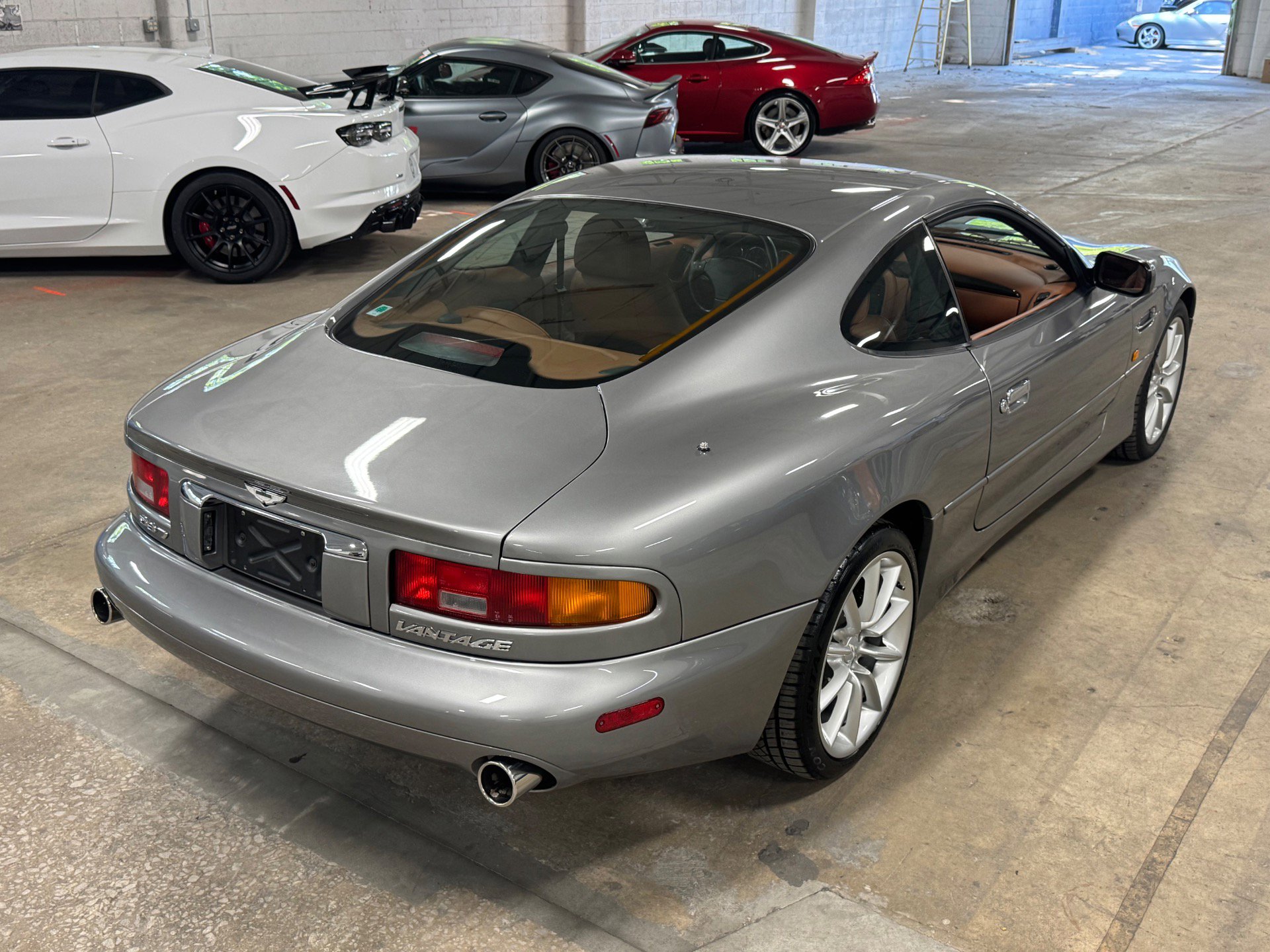 Used 2002 Aston Martin DB7 Vantage image 50