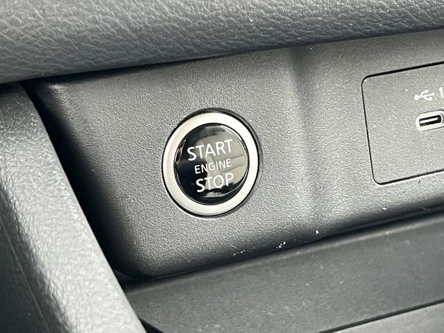 Used 2023 Nissan Rogue SV w/ SV Premium B Package image 29