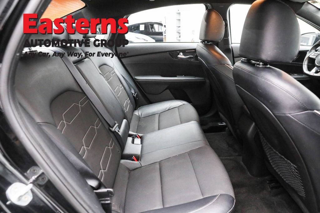 Used 2023 Kia Forte GT-Line image 23