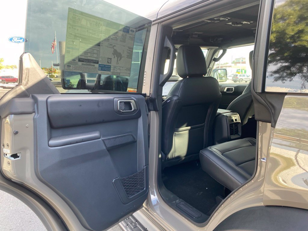 New 2026 Ford Bronco Outer Banks w/ Sasquatch Package AWD/4WD image 30